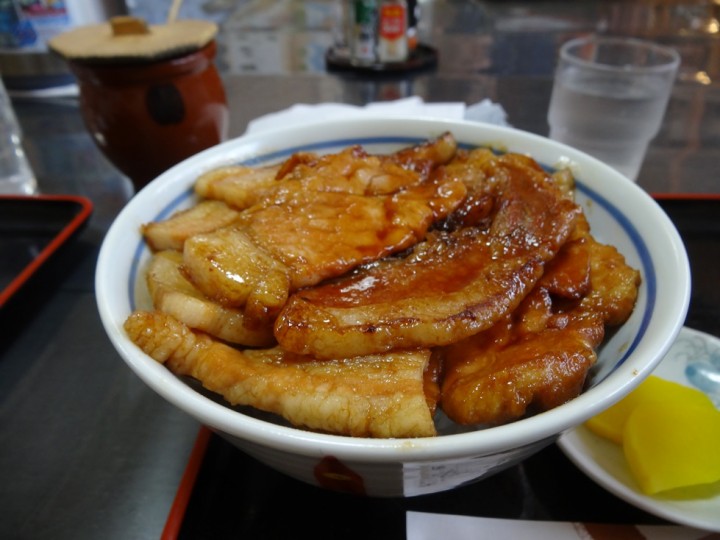 ㉜とん田の豚丼@帯広